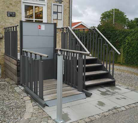 FlexStep - 2-in-1 Staircase & Wheelchair Lift